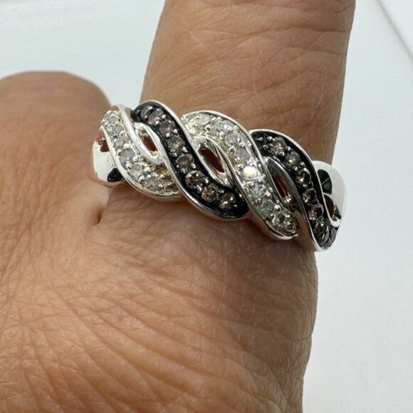 Affinity Diamond Ring size 9 Sterling Silver Cross Over Twist Champagne Brown‎ - Picture 3 of 10